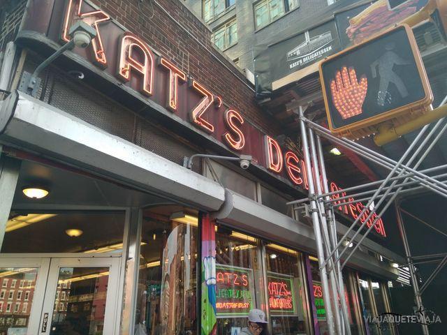 Fachada de Katz´s Delicatessen