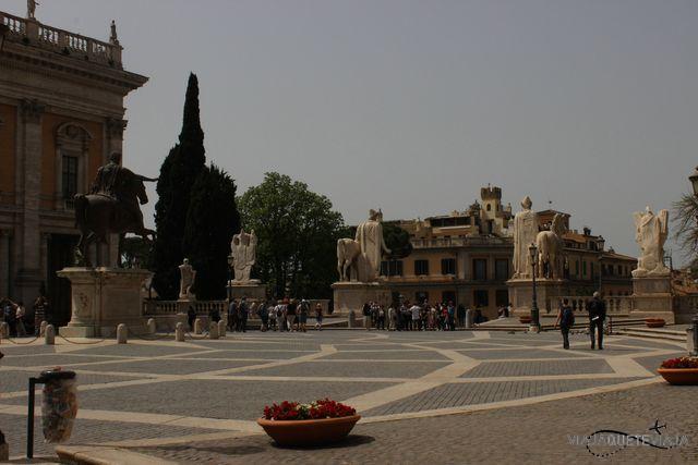 Fontana di Trevi - Piazza Venezia (Día 3) 19